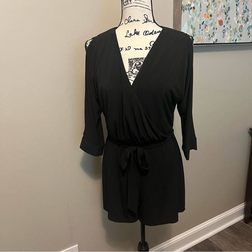 Calvin Klein black Jersey romper belted open sleeve v‎ neck wedding dressy sz 6